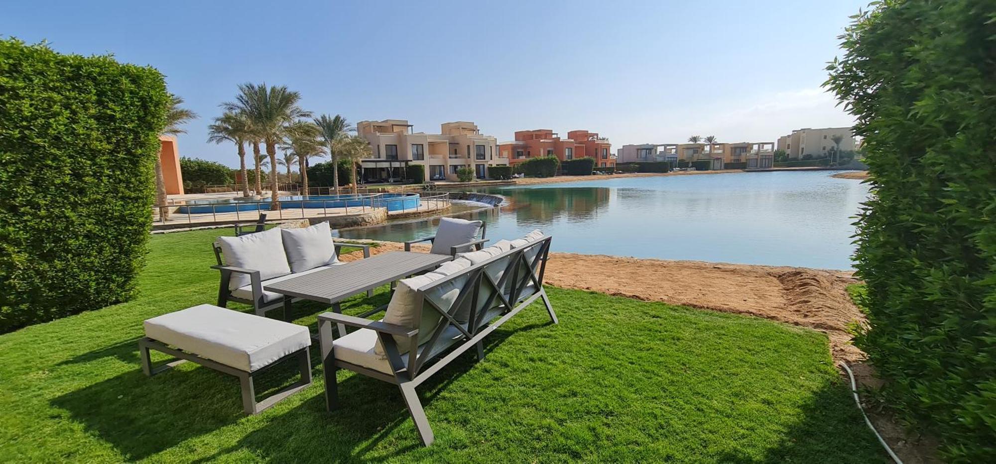 Luxury 3br Townhouse, Tawila, El Gouna, Lagoon & Pool Access * Gurdaka